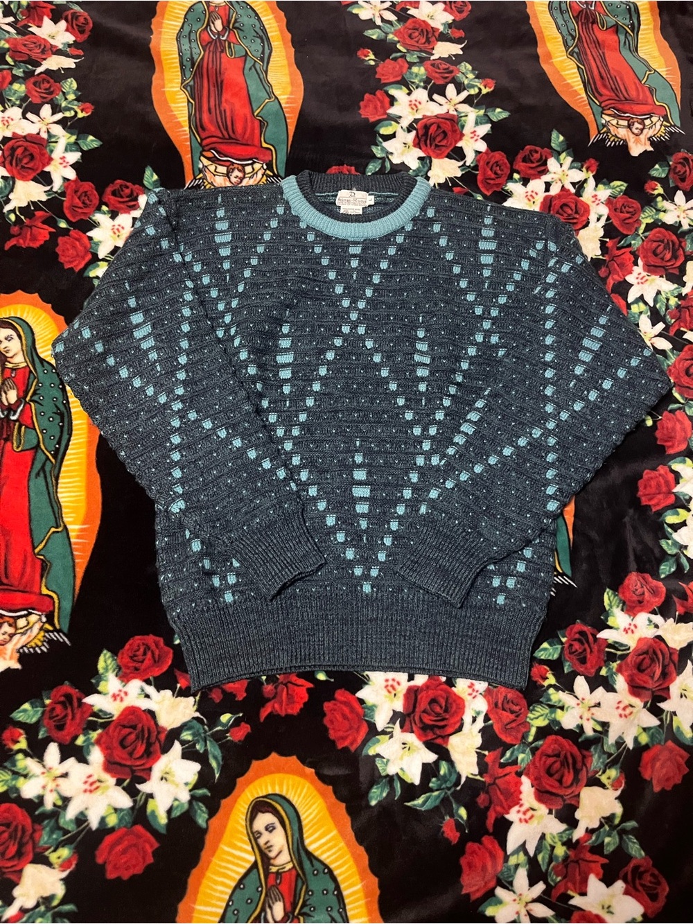 Vintage Neiman Marcus crewneck sweater
